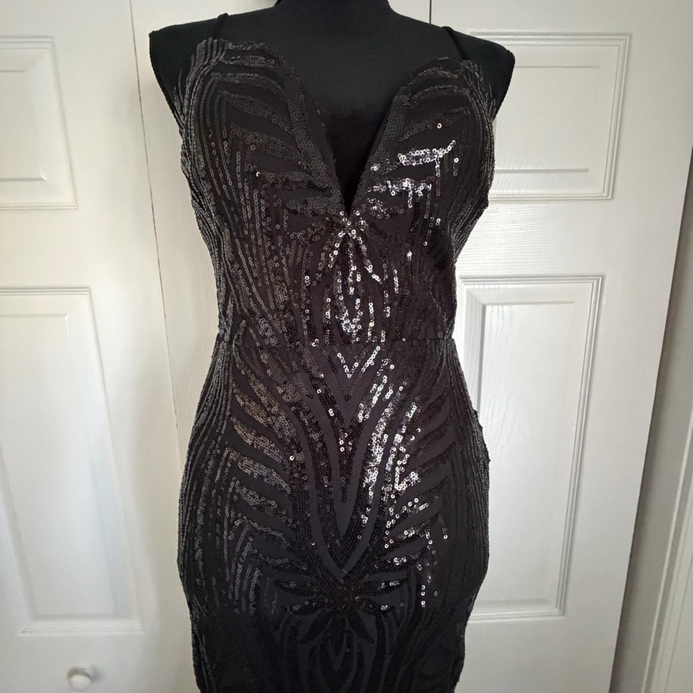 Fashion Nova Tayla Sequin Maxi Dress Womens L Black Mermaid Formal Whimsigoth - Picture 3 of 13